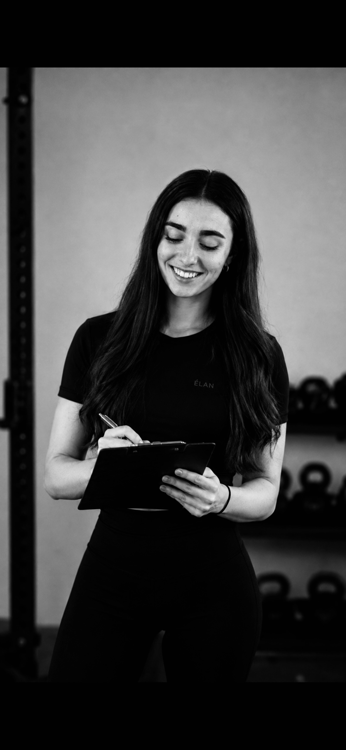 Camille, fondatrice d'Élan Fitness, en séance de coaching